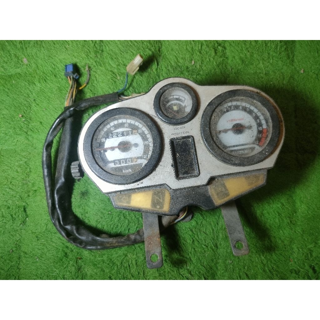 SPEEDOMETER SUZUKI THUNDER 125