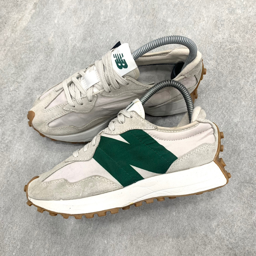 New Balance 327 'Timberwolf Nightwatch Green'