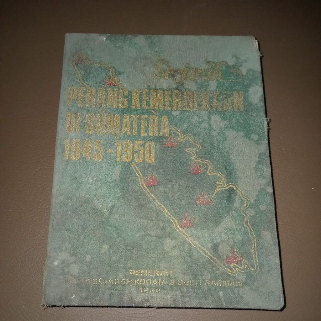 buku sejarah perang kemerdekaan di Sumatera 1945 - 1950