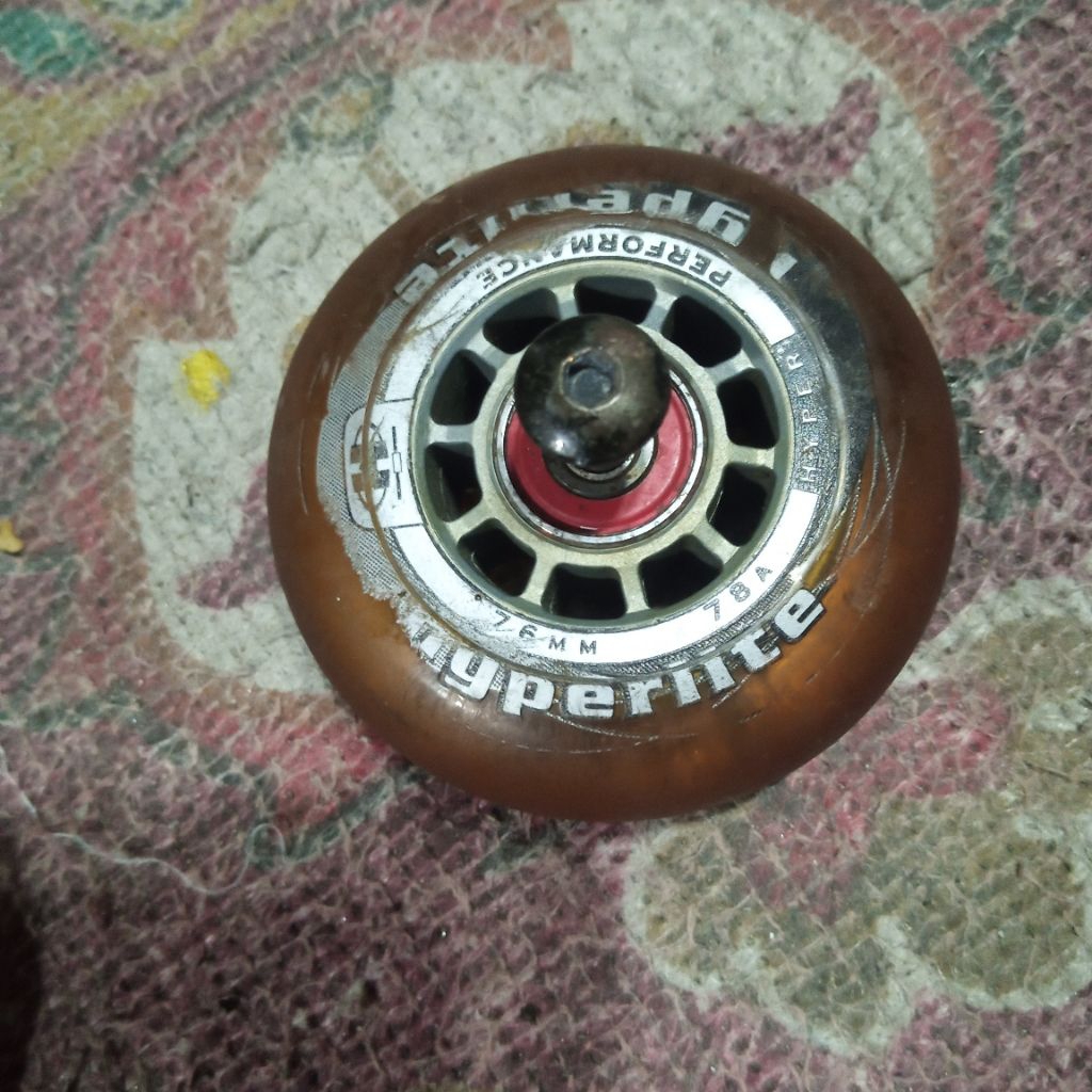 Roda sepatu roda roller blade second