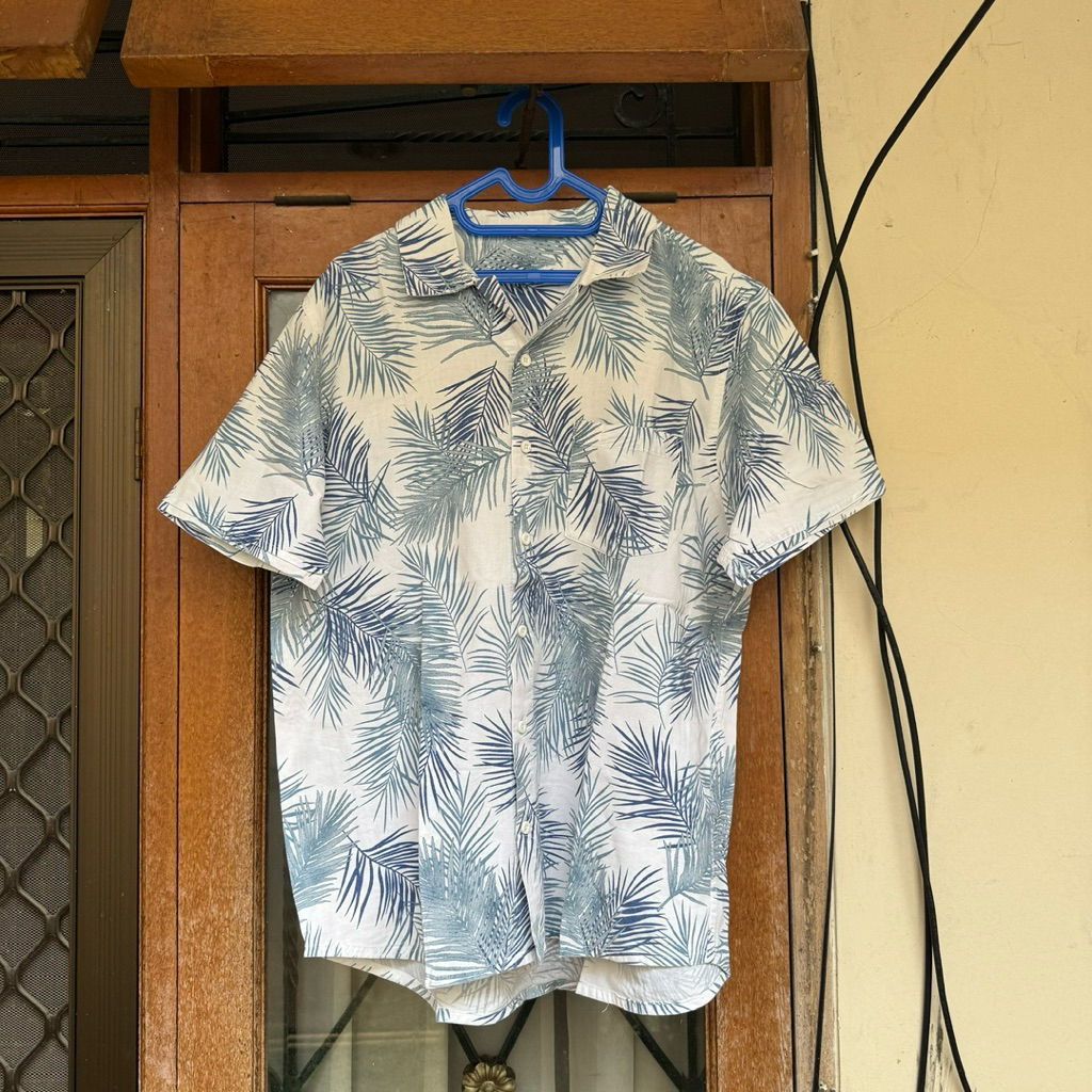 kemeja hawaii erigo size xl