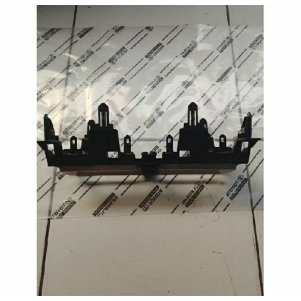 frame panel innova zenix panel kisi AC dasboard tengah toyota Innova zenix original
