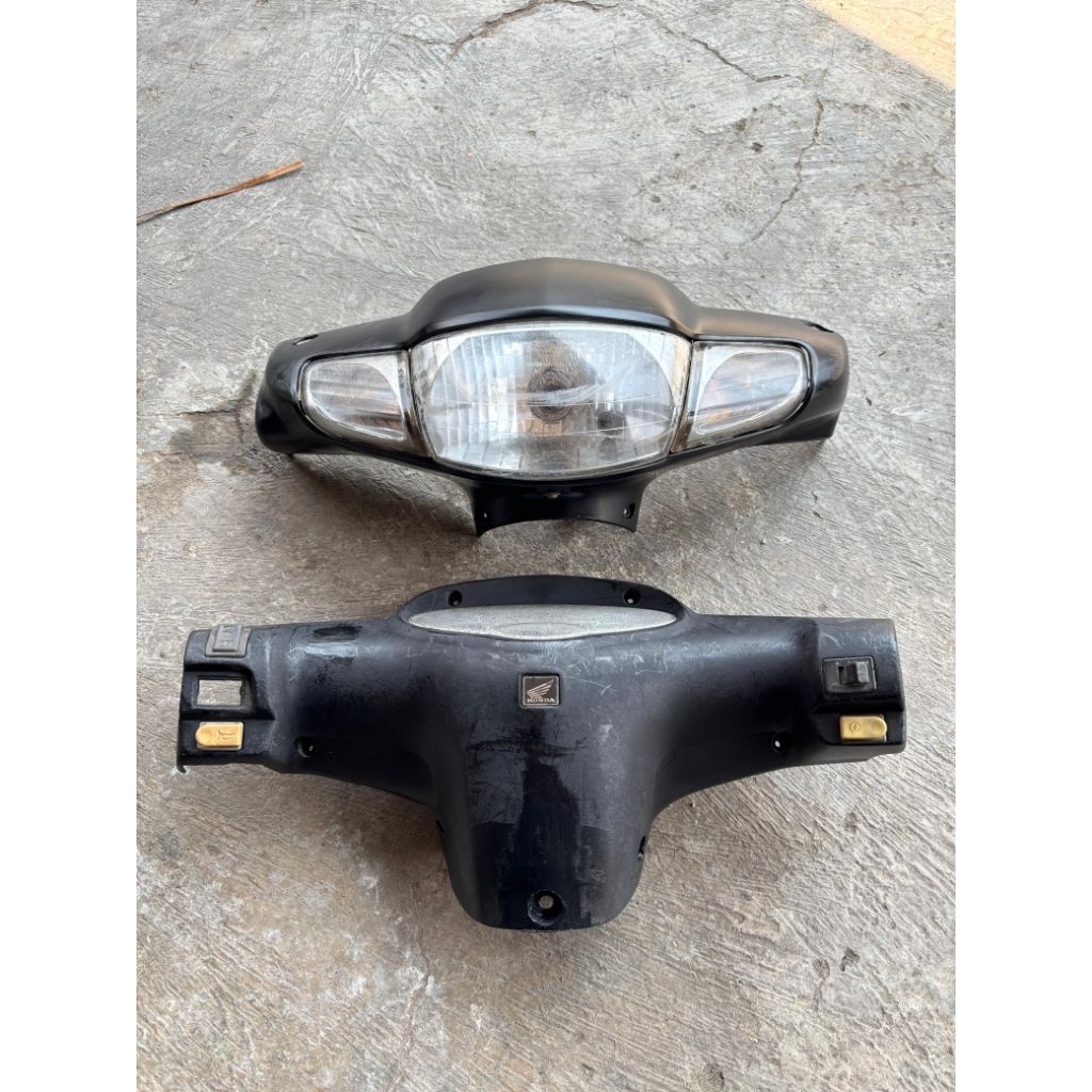 batok lampu depan belakang set reflektor honda kirana 125 original