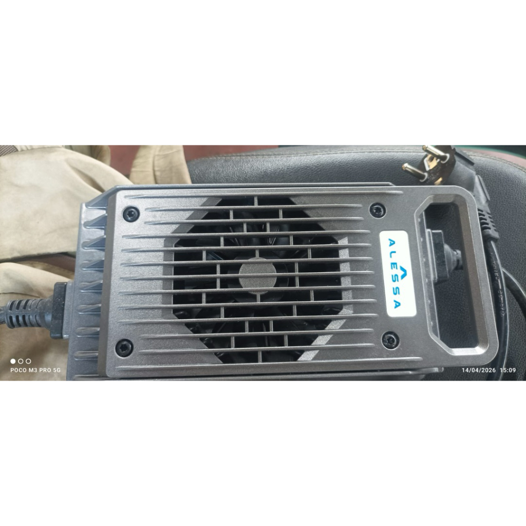 Charger type Fast Charging Model 1350A7220L untuk Motor Alessa Evo