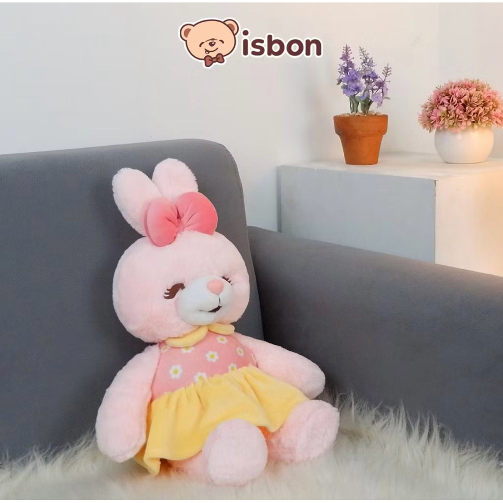 Boneka kelinci istana boneka