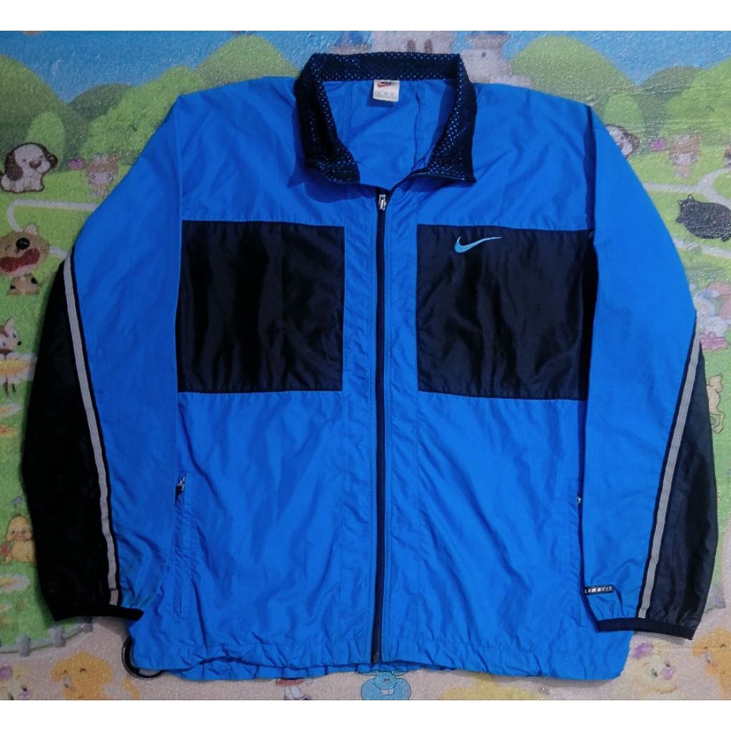 Jaket Windbreaker Nike Vintage Center Logo Two Tone Color Blue and Black