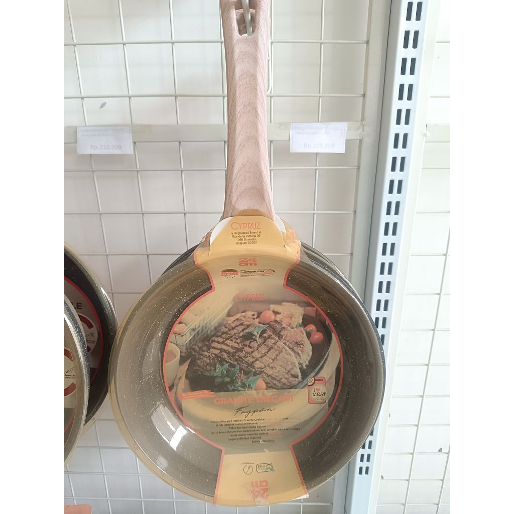 CYPRUZ FRY PAN GRANITE DIE CAST 24 CM