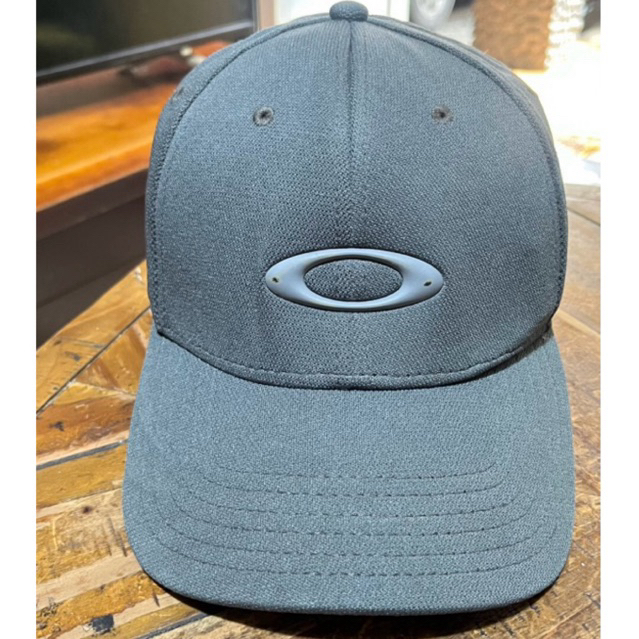 Topi Oakley Second Original