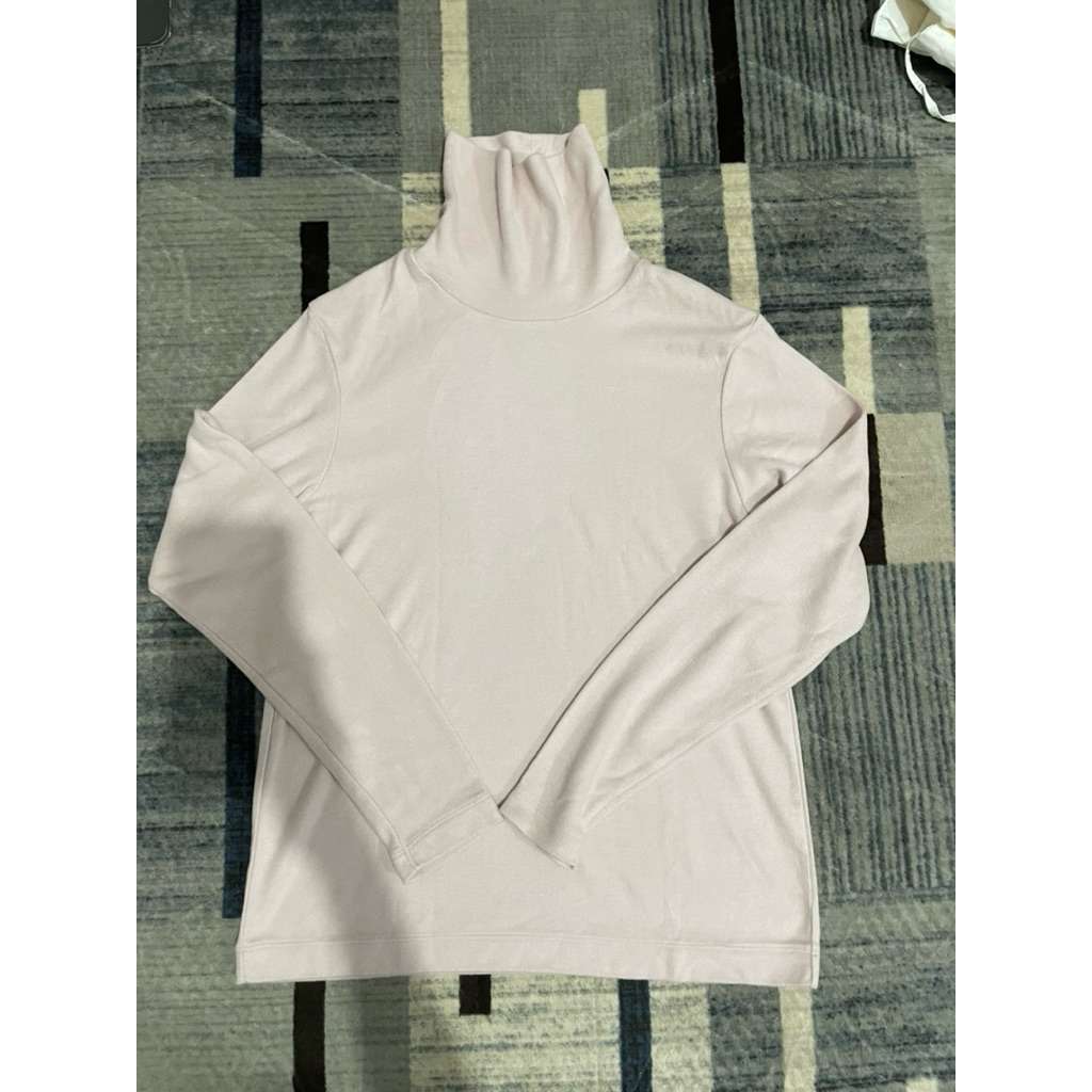 Preloved-turtleneck