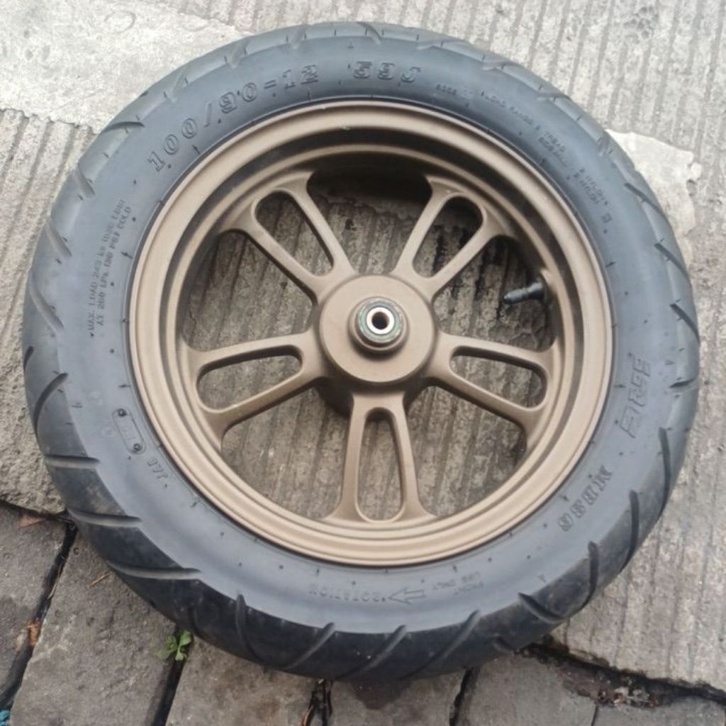 pelak velg depan scoopy K2F browen original