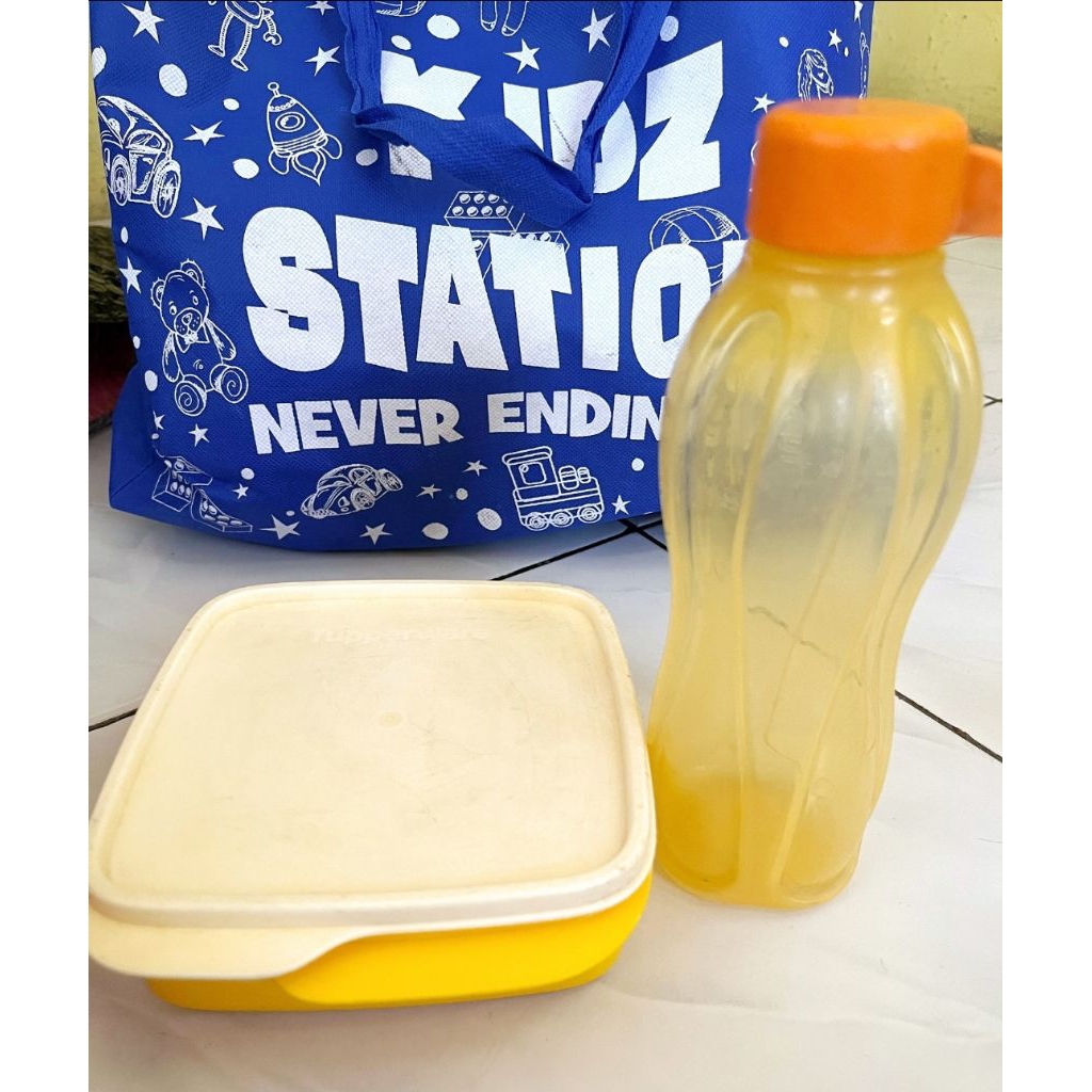 SET BEKAL ANAK TUPPERWARE