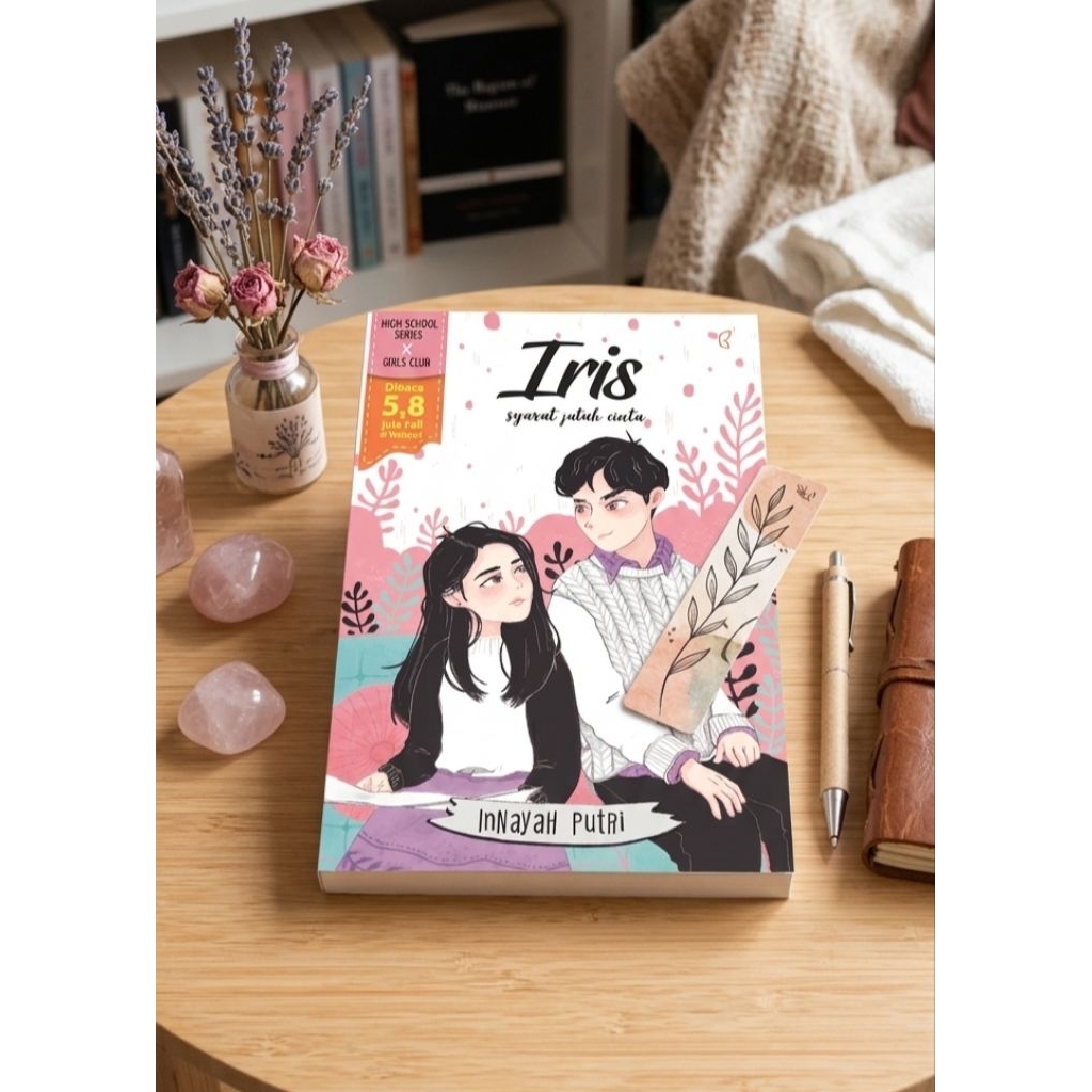 [PRELOVED] Novel Wattpad High School Series IRIS