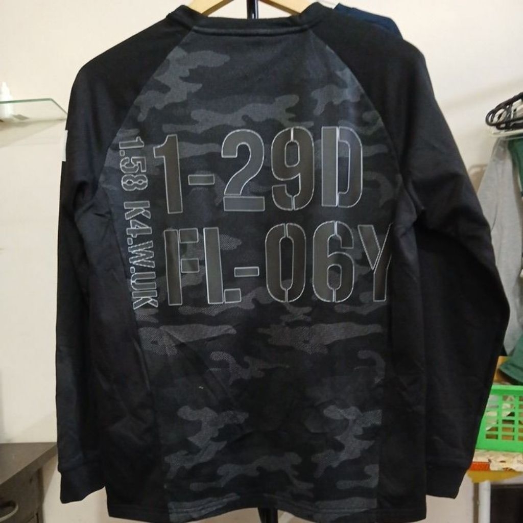 Kaos Crewneck long sleeve bahan polyester warna hitam camo pekat kerah kencang FL-06Y second Origina