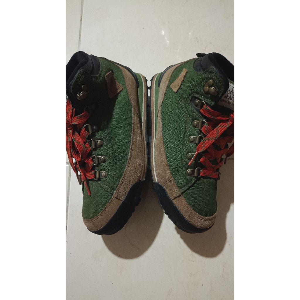 sepatu second OutdooR TNF Green 38 24