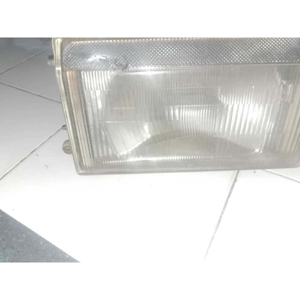 Hadlamp lampu depan kanan kijang super ORI Koito japan