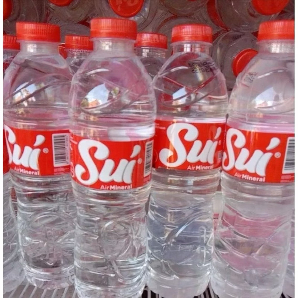 Air mineral merk  SUI IMUT 220ml*24 botol
