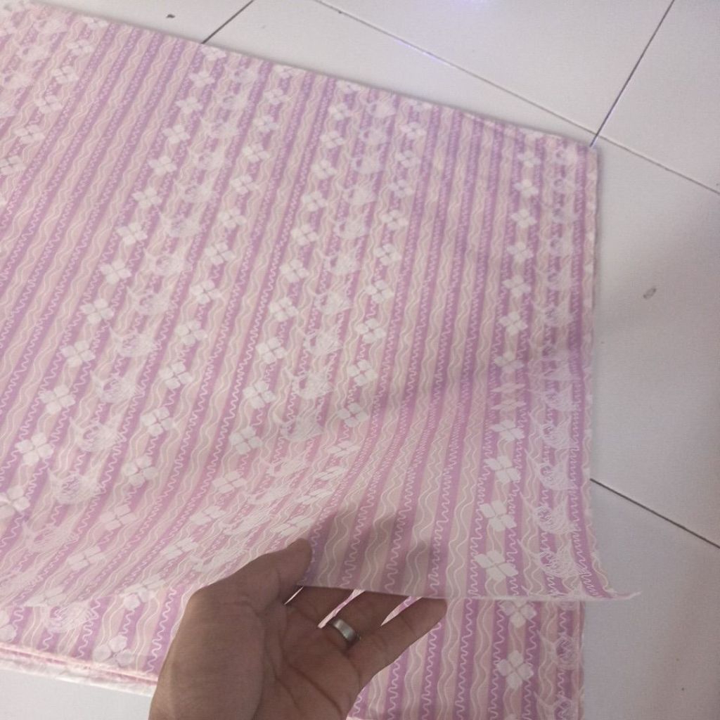 kertas layangan litho printimg warna coklat ukuran 60x60 1 kebet geblus ( 82) a