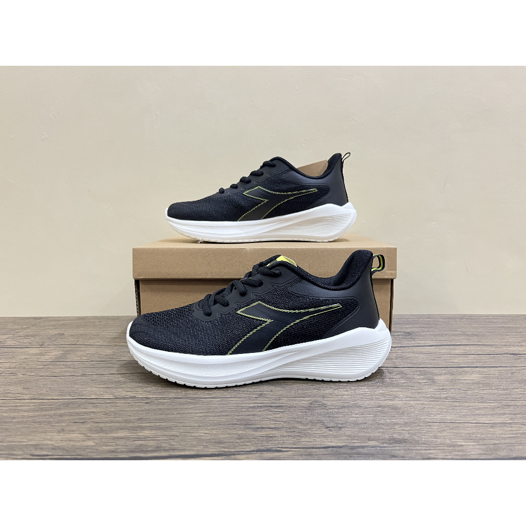 Sepatu sekolah casual pria Diadora Nishan Black Hitam Original