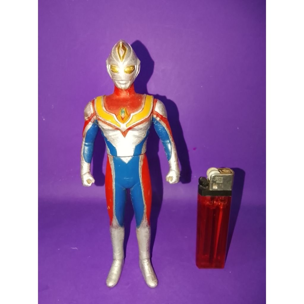 Figure UHS Ultraman Dyna (17cm) Bandai