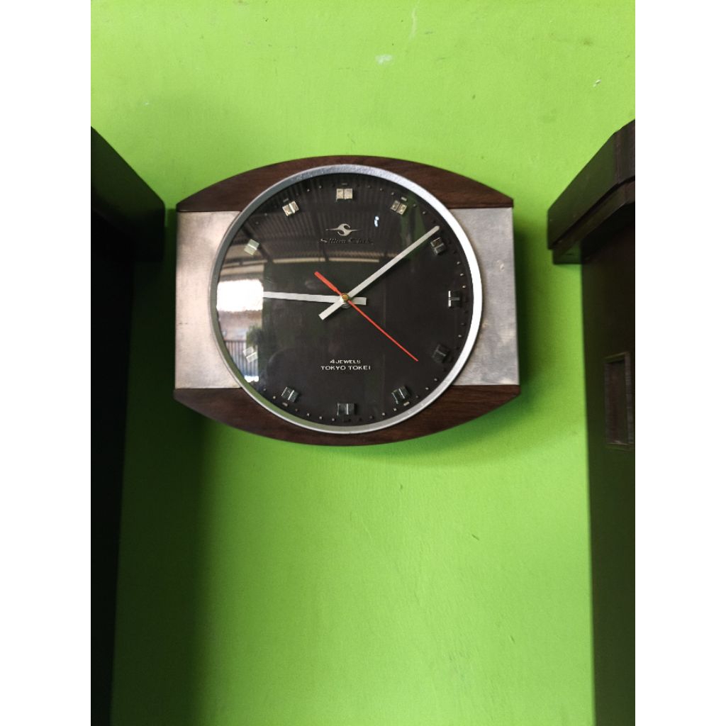 Jam Transistor Tokyo Tokei Silicon Clock