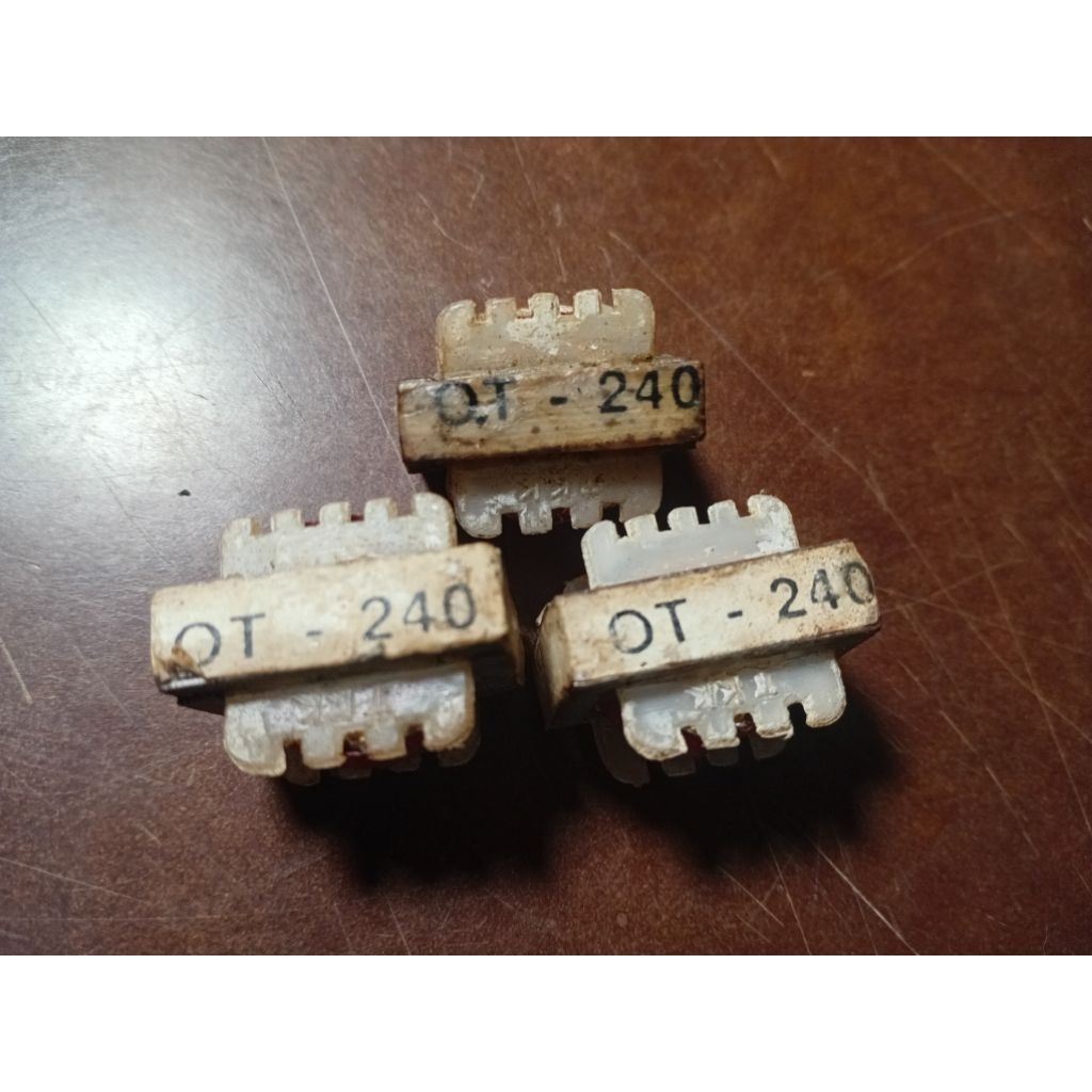 trafo ot240