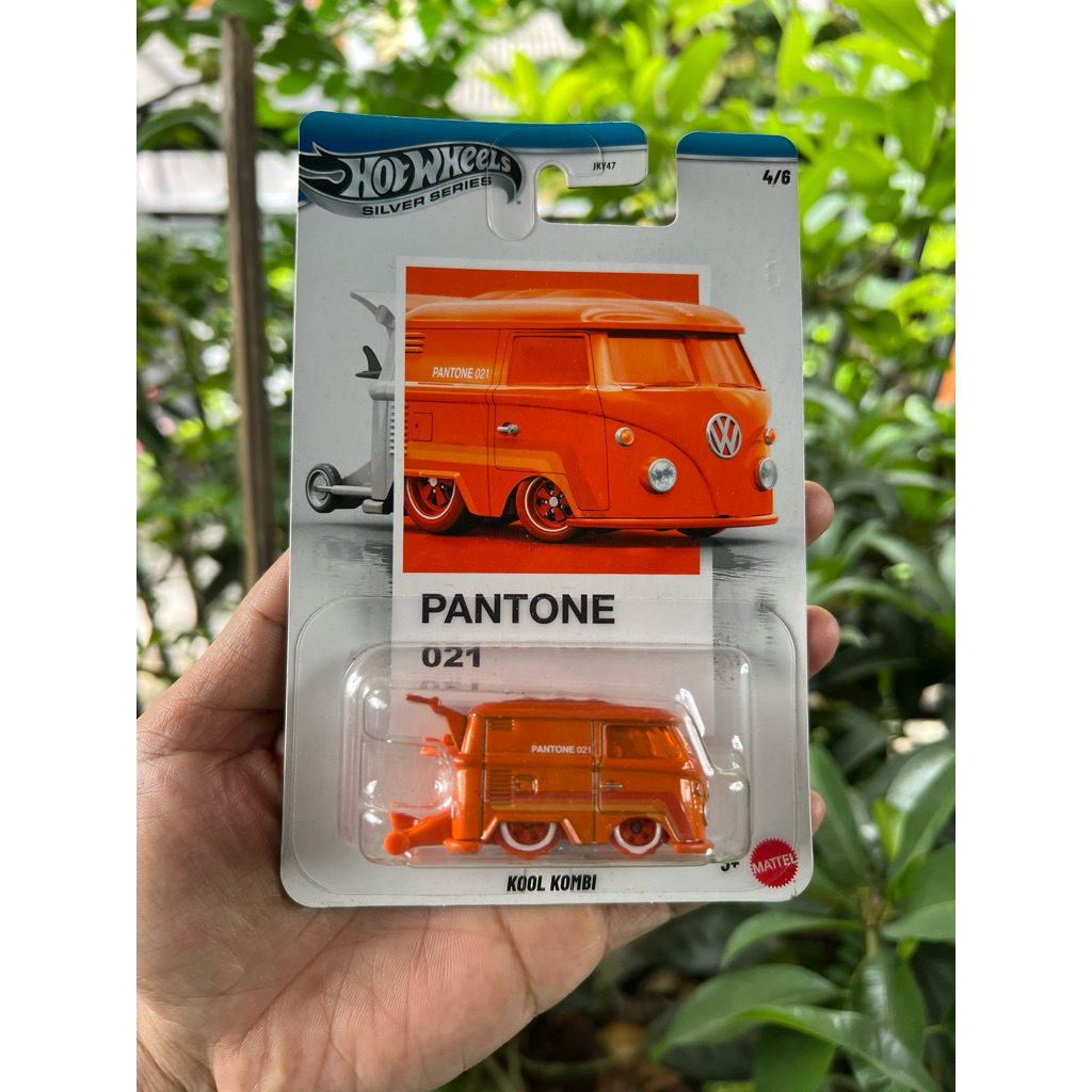 Hot Wheels Pantone Cool Kombi 2025