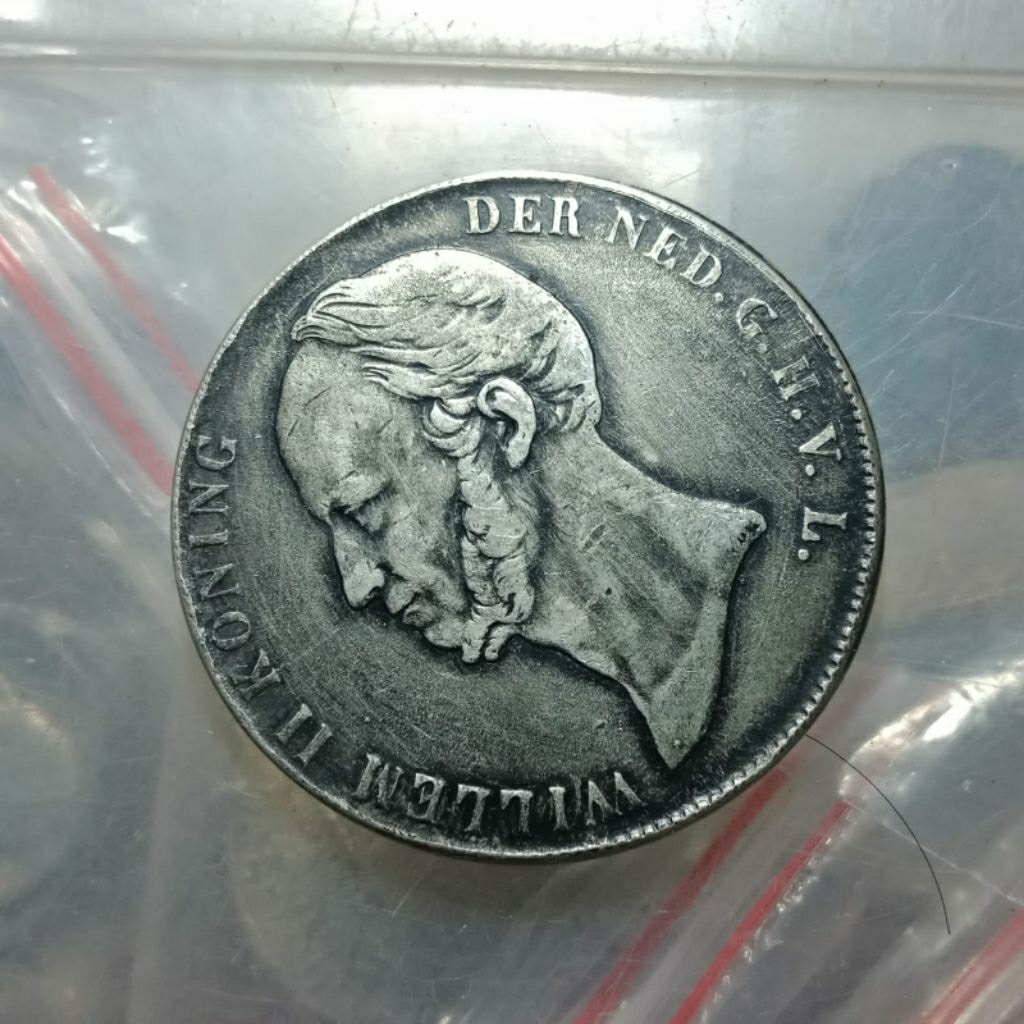 LANGKA 1842 KING WILLEM 2,5 GULDEN ERA BELANDA BAGUS DETAIL HITAM BLACK KOLEKSI KUNO BANYAK DICARI K