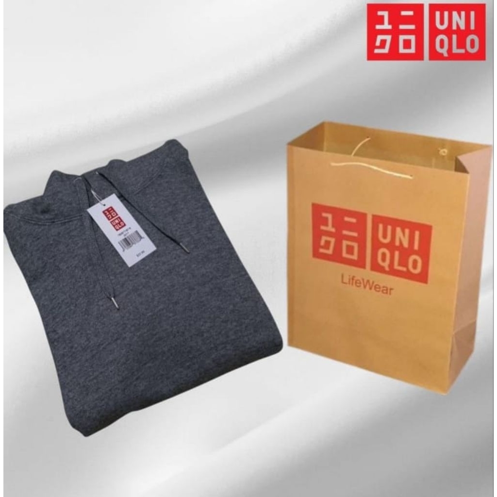 Hoodie / sweater ( UNIQLO UUU )