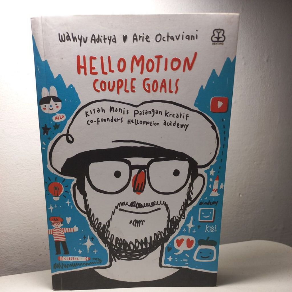 Buku Hello Motion Couple Goals - Wahyu Aditya dan Arie Octaviani (Preloved)