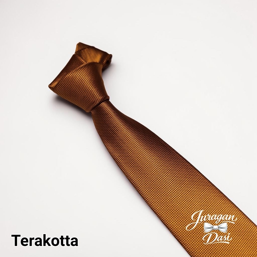 Dasi Pria Dasi Kantor Motif Kotak Halus Teracotta