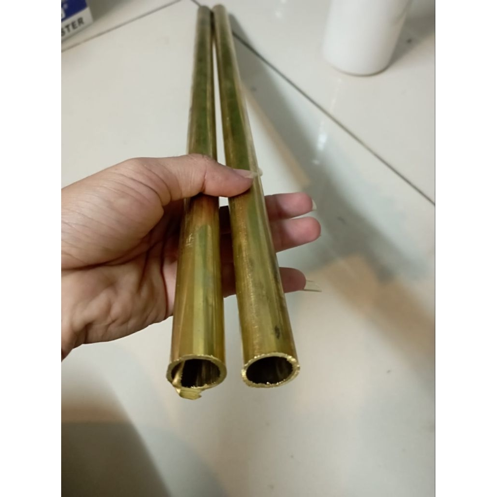 Pipa Kuningan Diameter Od 3/4" (19mm) x T 0,8mm x 2000mm Kuningan