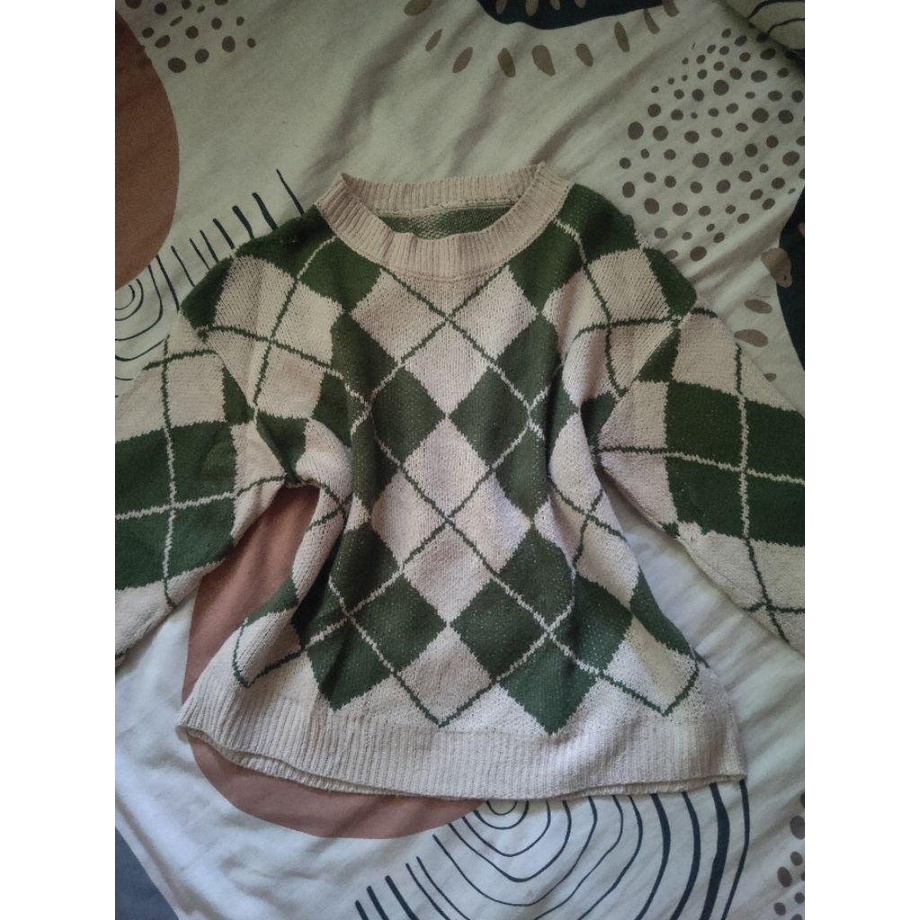 SWEATER OVERSIZE RAJUT MOTIF- PRELOVED