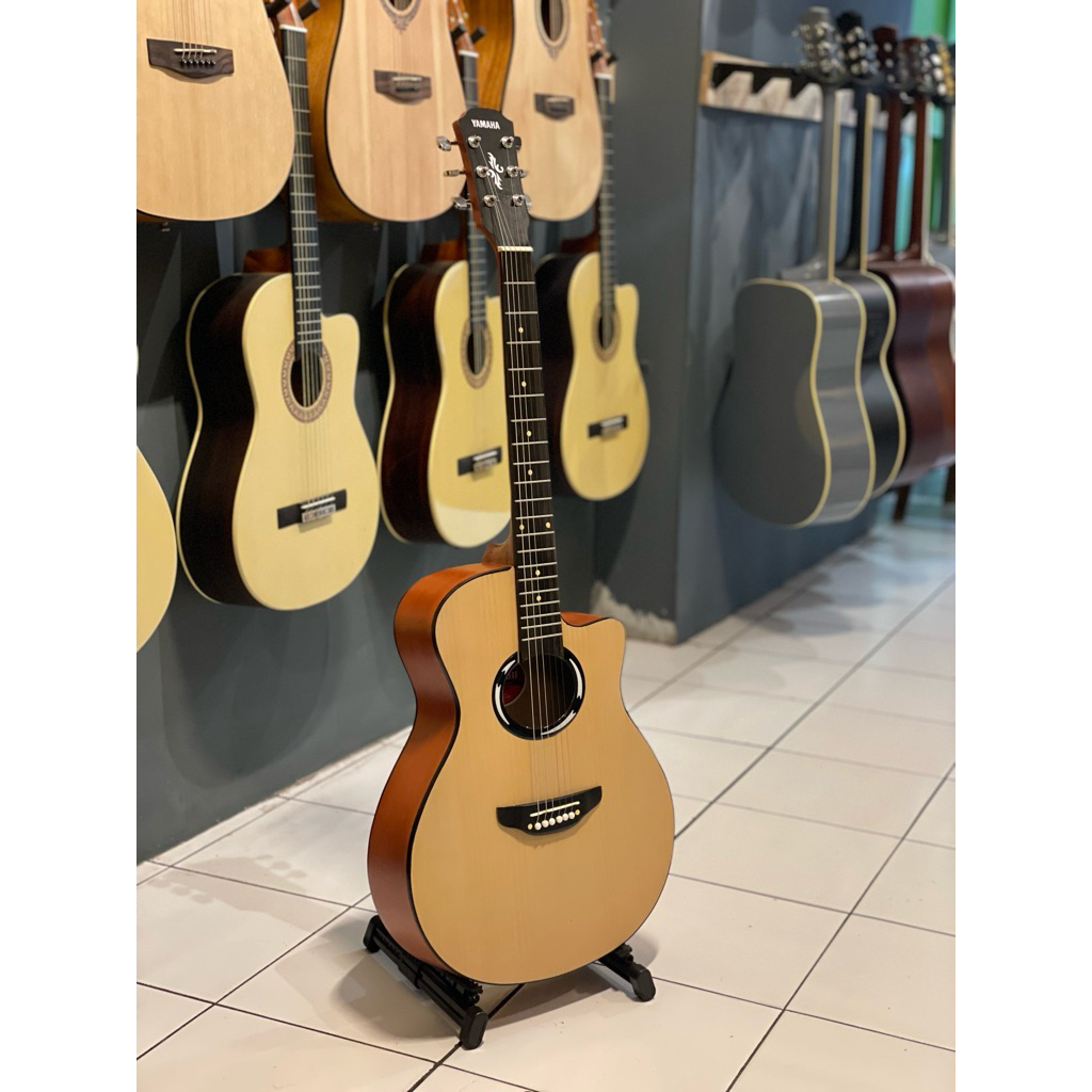 Gitar akustik elektrik yamaha apx500ii Bandung