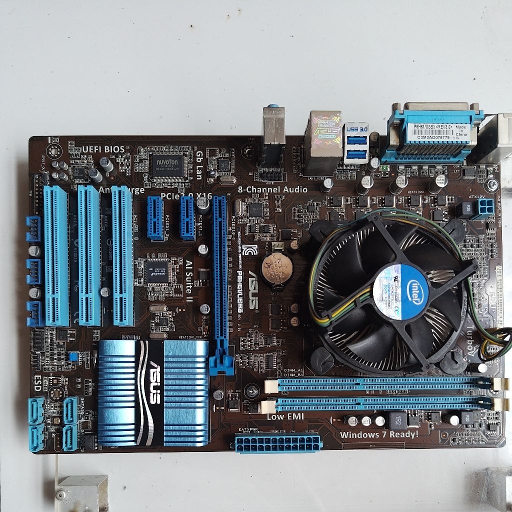 Motherboard Asus P8H61/USB3+prosesor core i3-3240 CPU @3.40GHz