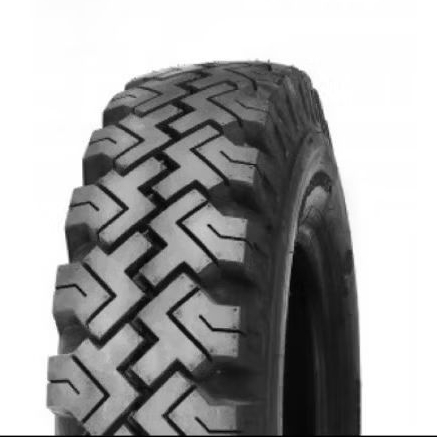 Ban luar Mobil L300 Model Kasar ukuran 700-14 Swallow 8PR