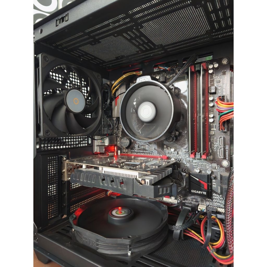 PC Komputer rakitan bekas gaming