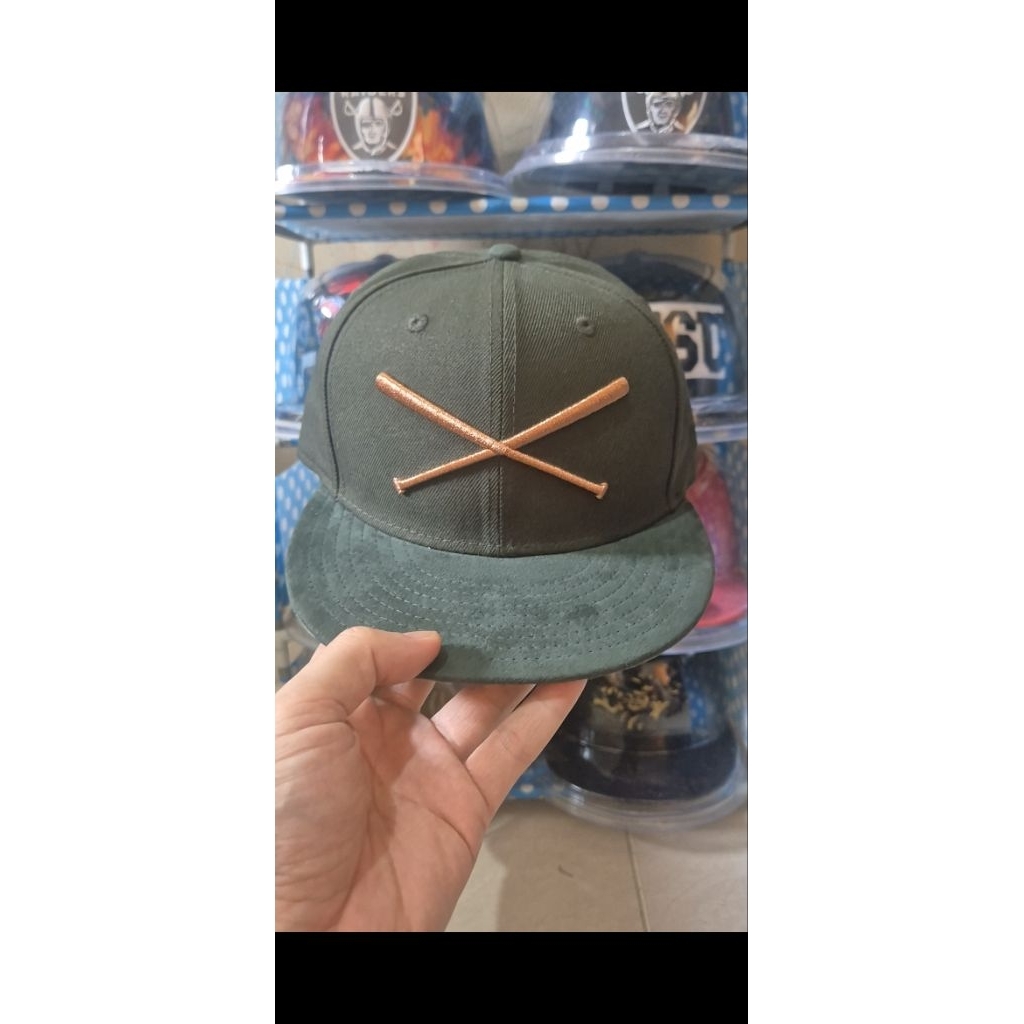 New era x Justfitted suede camo size 7 1/8.
