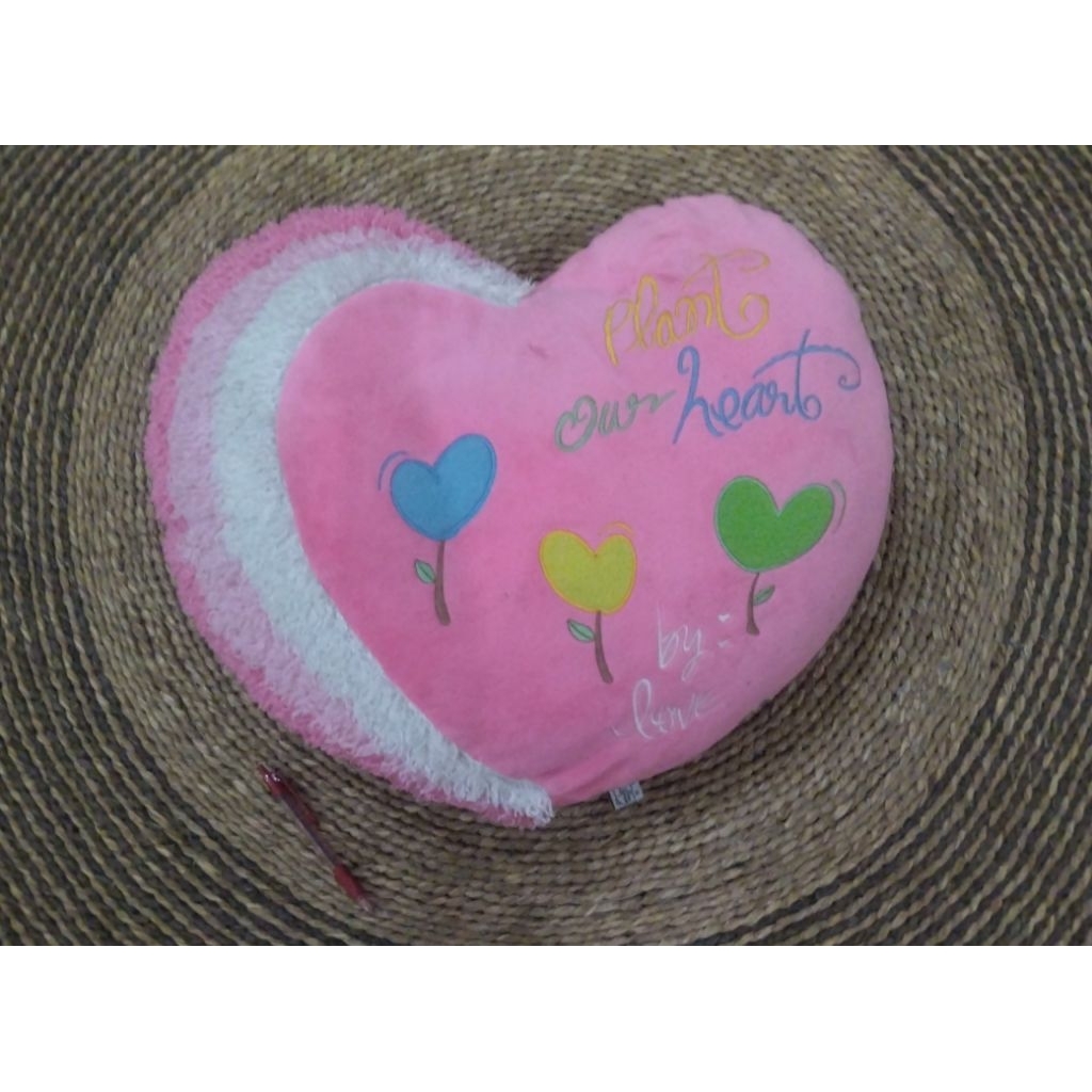 Boneka LOVE istana boneka Preloved