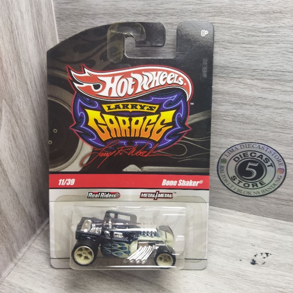 hotwheels CHASE larry's garage real riders Bone Shaker biru