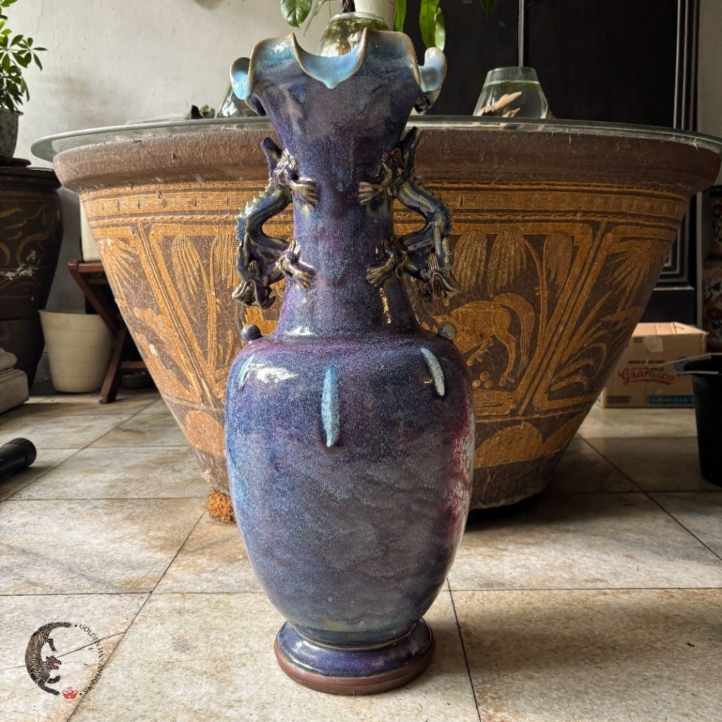 Guci Antik China Naga Biru Ungu