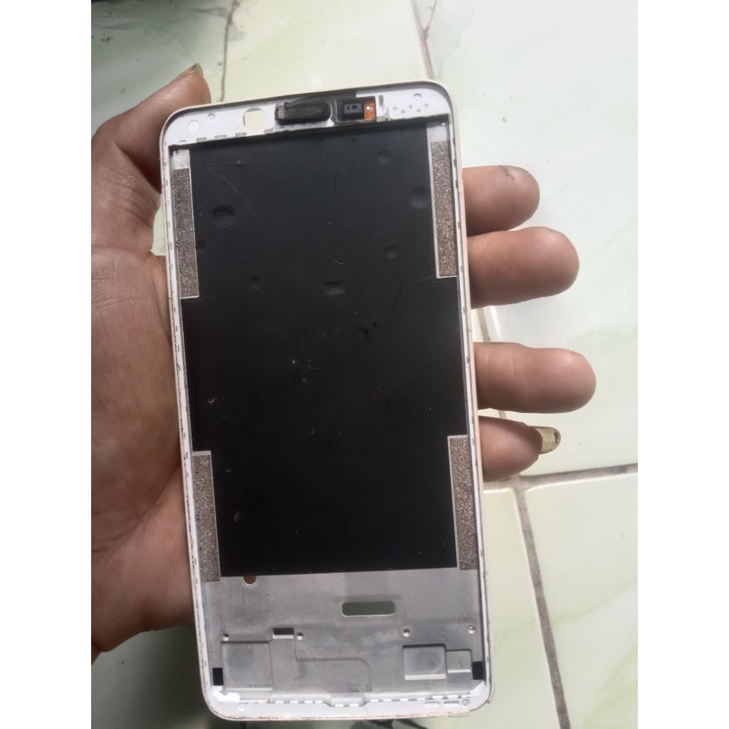 tulang tengah (frame) / dudukan lcd REDMI 6A SEKEN/BEKAS