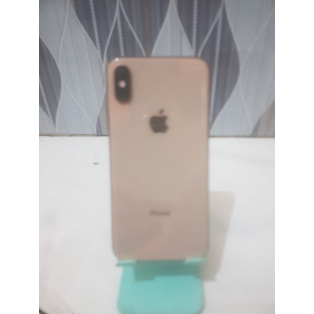 IPHONE XS 64gb