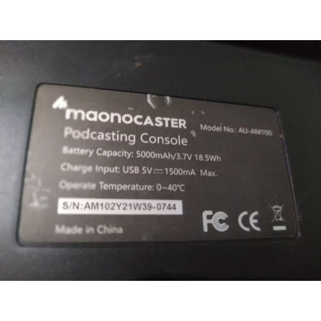 MAONO AU AM 100 SOUNDCARD PORTABLE
