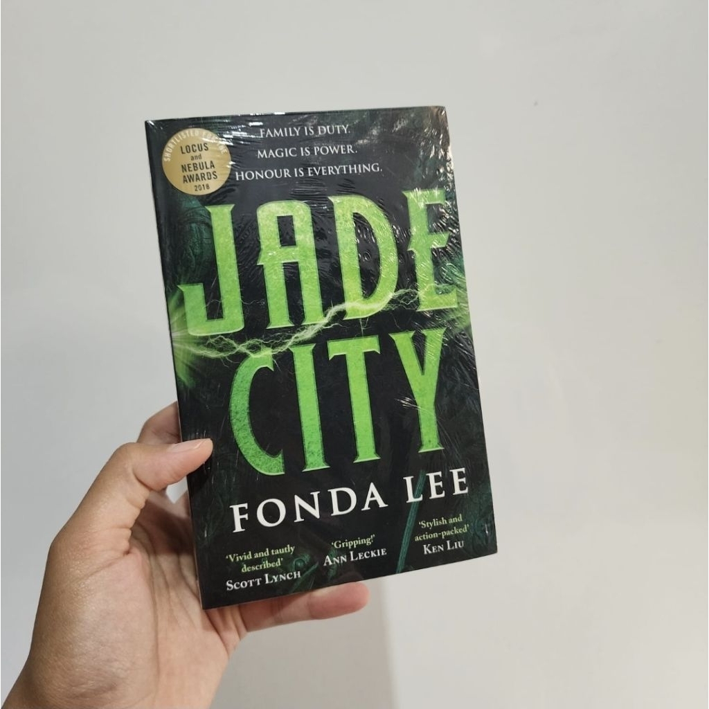 [READY NEW EN] Jade City by Fonda Lee (paperback UK import original)