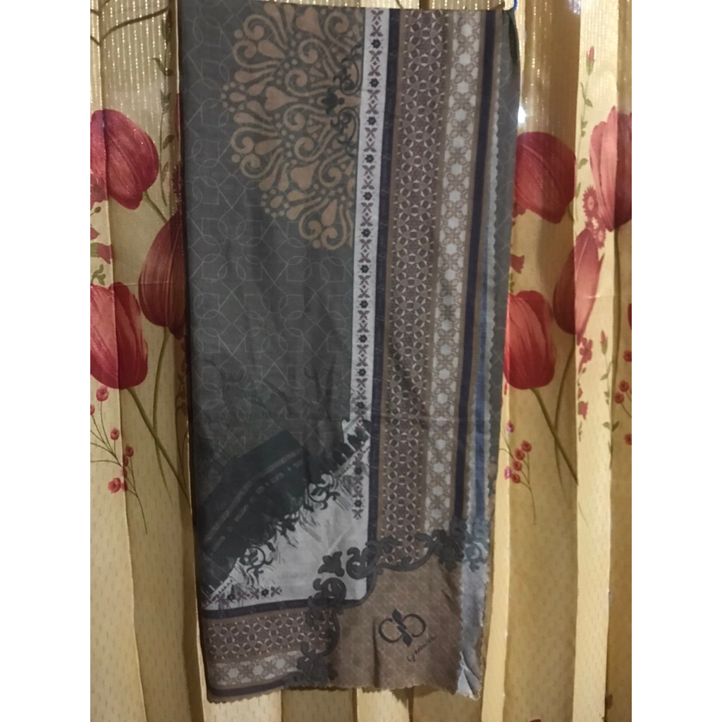PRELOVED HIJAB VOAL GREENISM