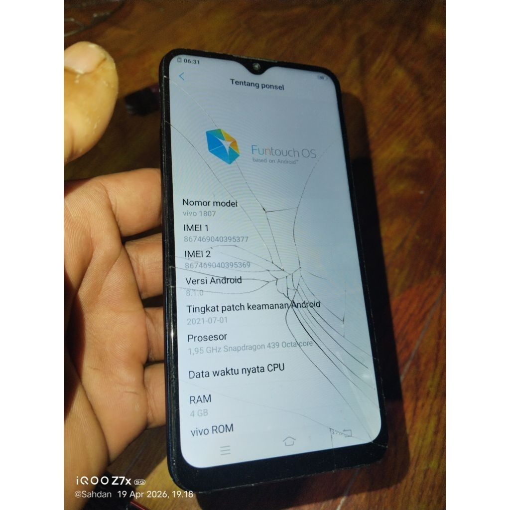 Vivo y95 Minus lcd retak ram 4/32