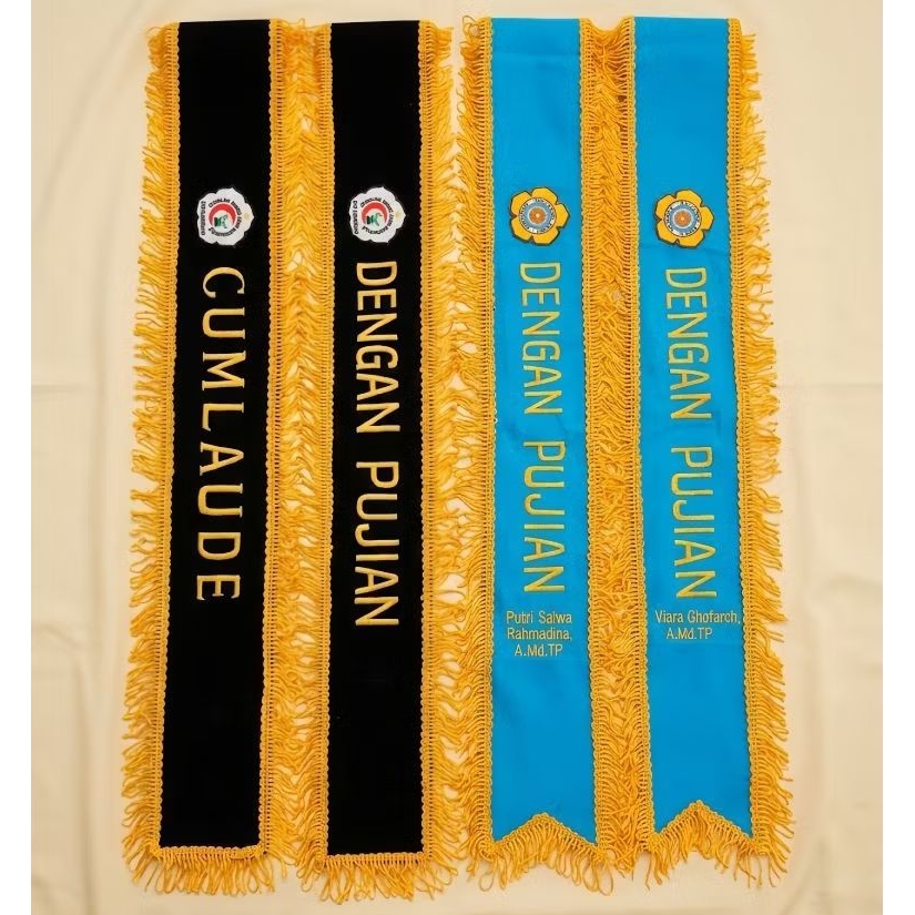 SELEMPANG DENGAN PUJIAN SELEMPANG CUMLAUDE( RUMBAI )selempangwisuda hitam