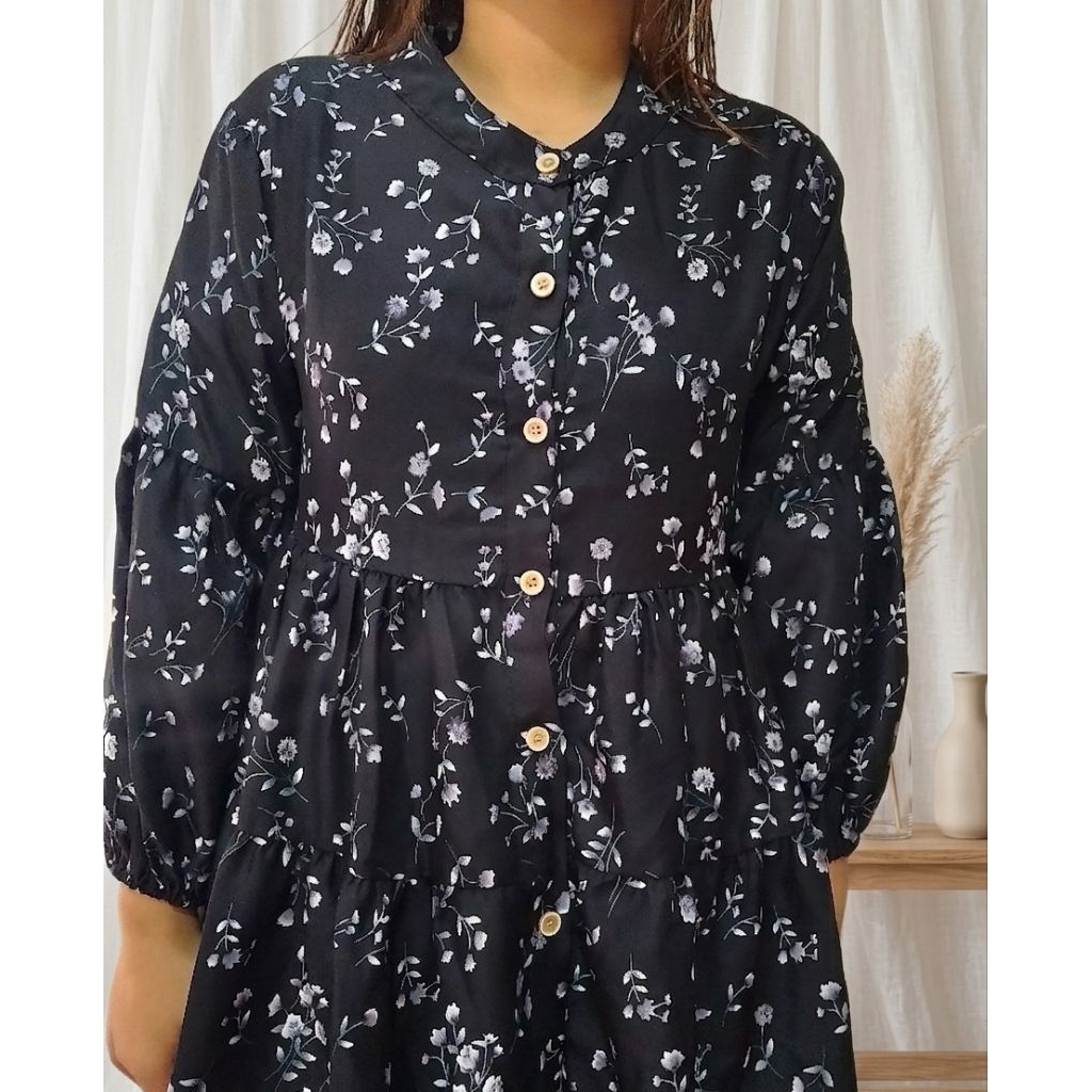 preloved blouse rempel kancing hitam motif / tunik babydoll hitam motif