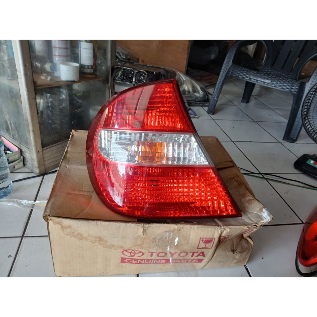 stoplamp toyota camry 2003 2004 original