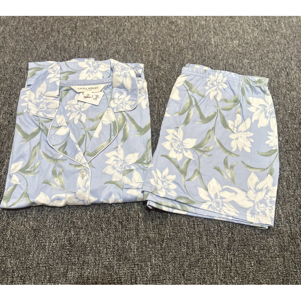 Set Piyama Laura Ashley